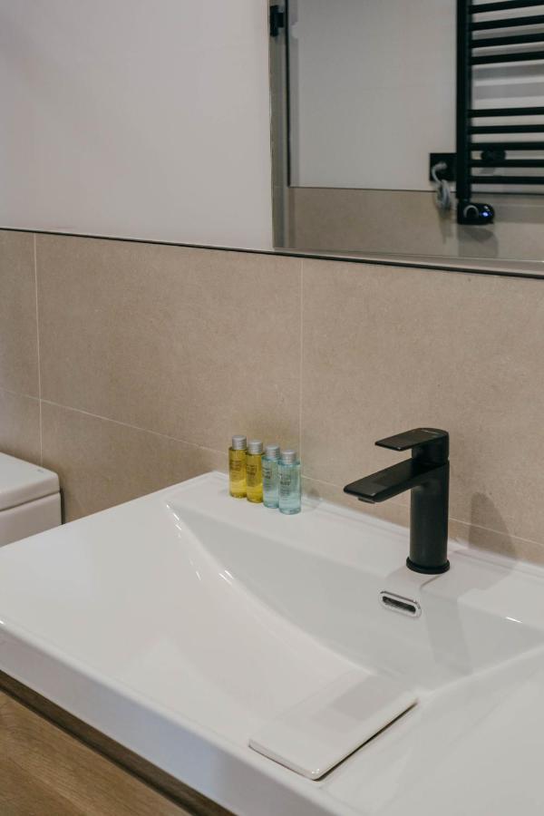 סביליה Elegant And Luxury 2Bd 2Bth- Alfalfa מראה חיצוני תמונה