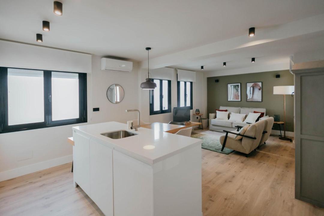 סביליה Elegant And Luxury 2Bd 2Bth- Alfalfa מראה חיצוני תמונה
